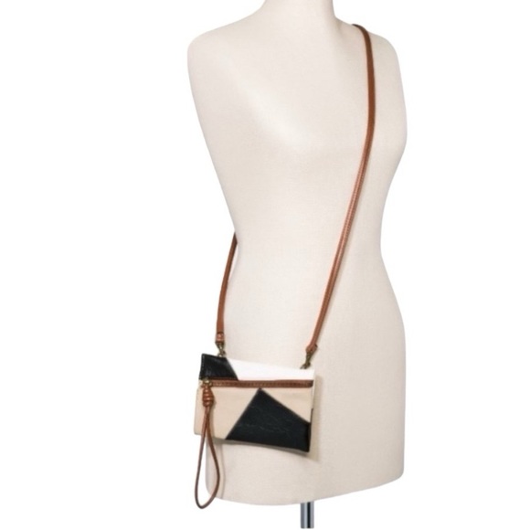 Universal Thread Handbags - Universal Thread 3-In-1 Patchwork Crossbody Wristlet Shoulder Bag
